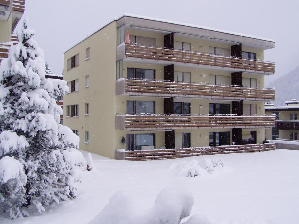 Ferienwohnung In Νταβός Εξωτερικό φωτογραφία